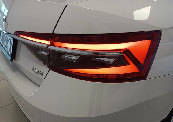 Skoda Superb cena 119900 przebieg: 113122, rok produkcji 2021 z Jastrzębie-Zdrój małe 497
